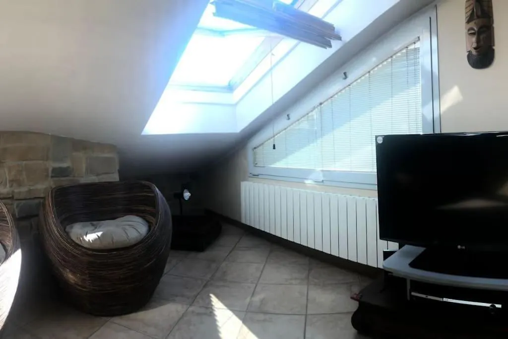 Solemahouse - The Bright Attic Apartment Bergamo 0*,  Italy
